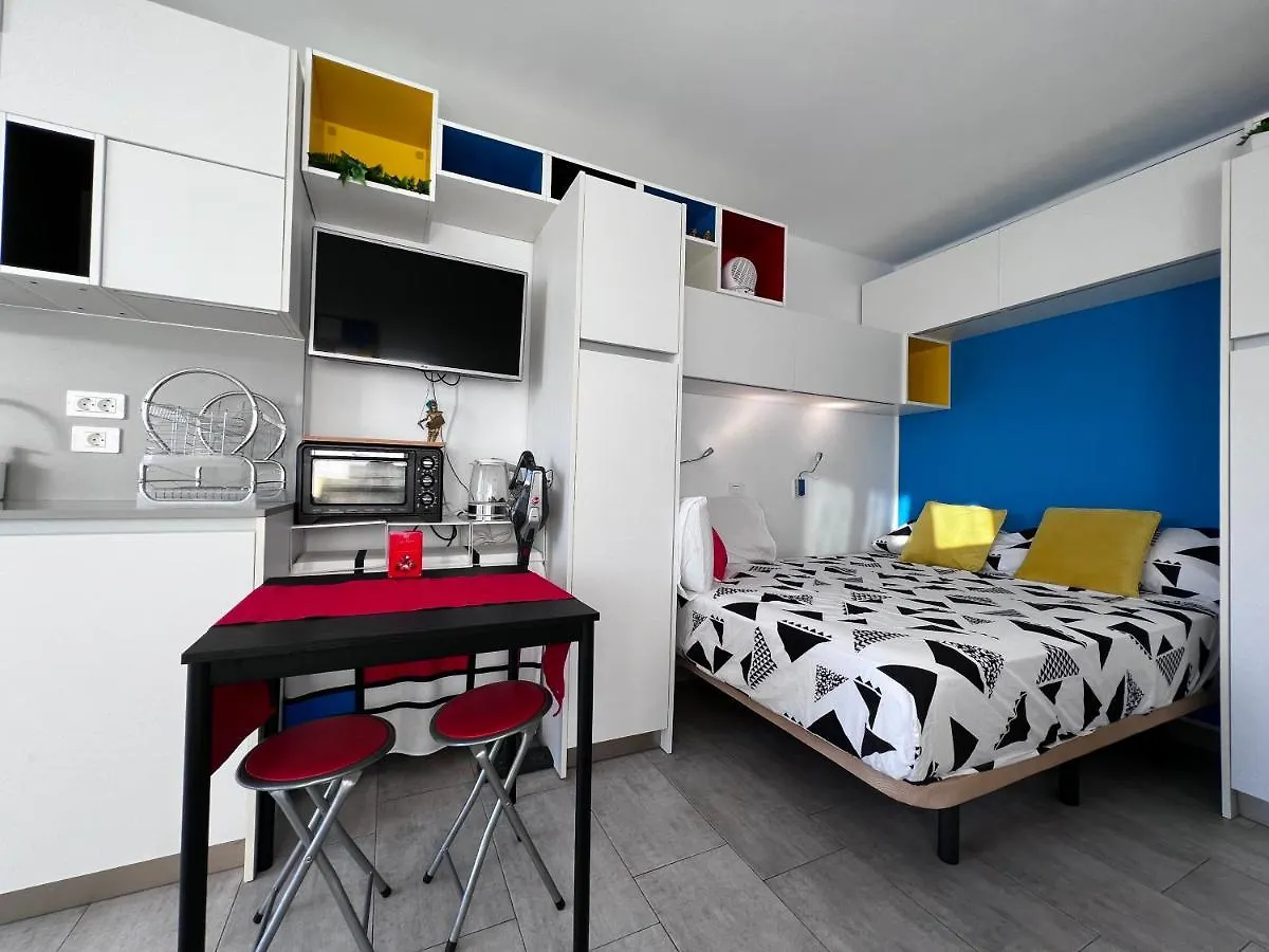 Estudio Mondrian Playa del Inglés