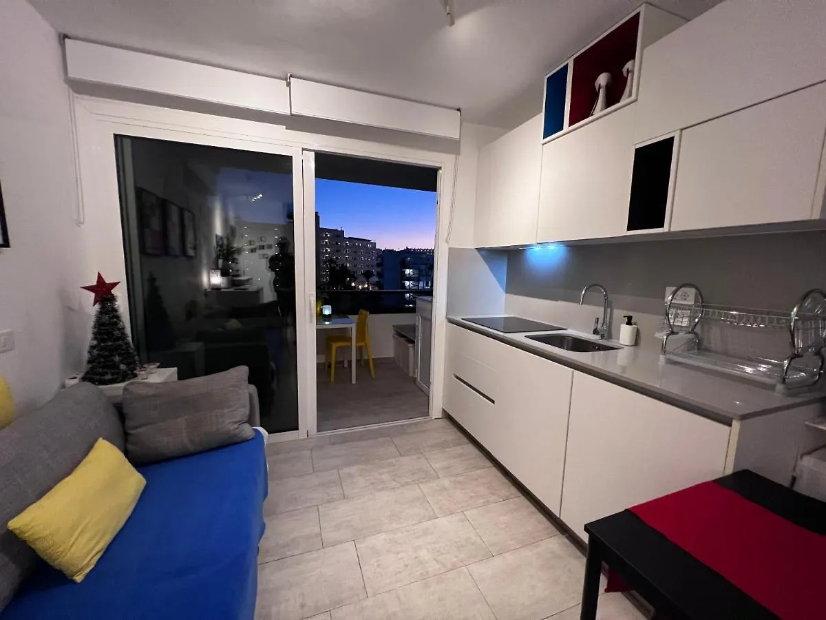 Estudio Mondrian Playa del Inglés Španělsko
