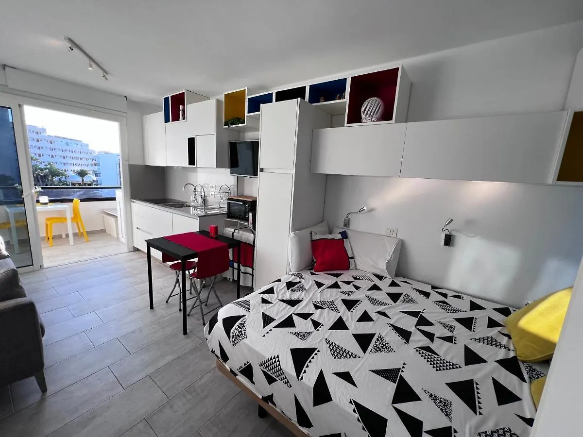 Aparthotel Estudio Mondrian Playa del Ingles