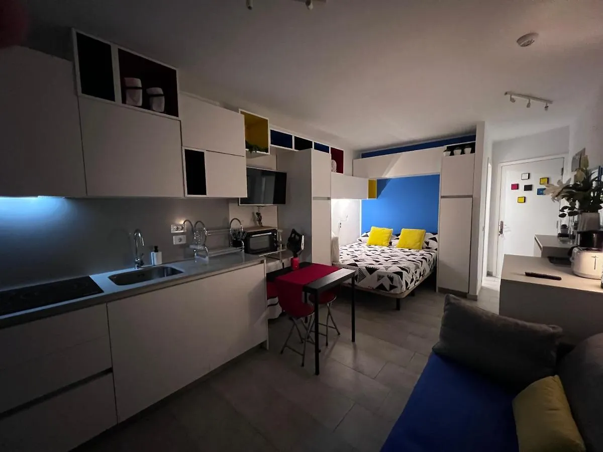 Aparthotel Estudio Mondrian Playa del Ingles